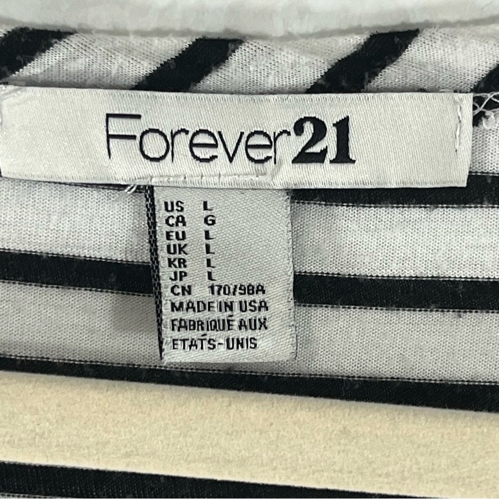 Forever 21 Black and White Striped Long Sleeve Tee Scoop Neck - Picture 5 of 7